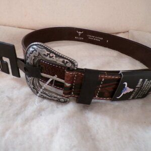 American Bison Mens Size Small 30-32 Brown Tooled Leather Western Cowboy Belt